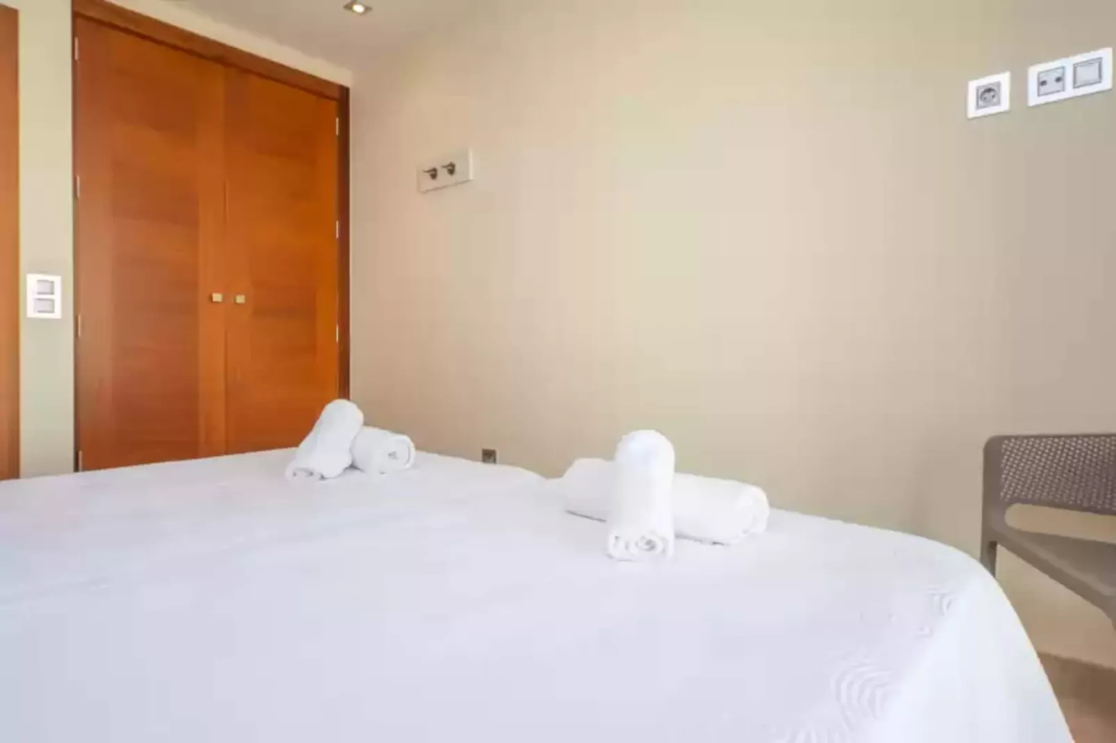 Antonia-Bedroom