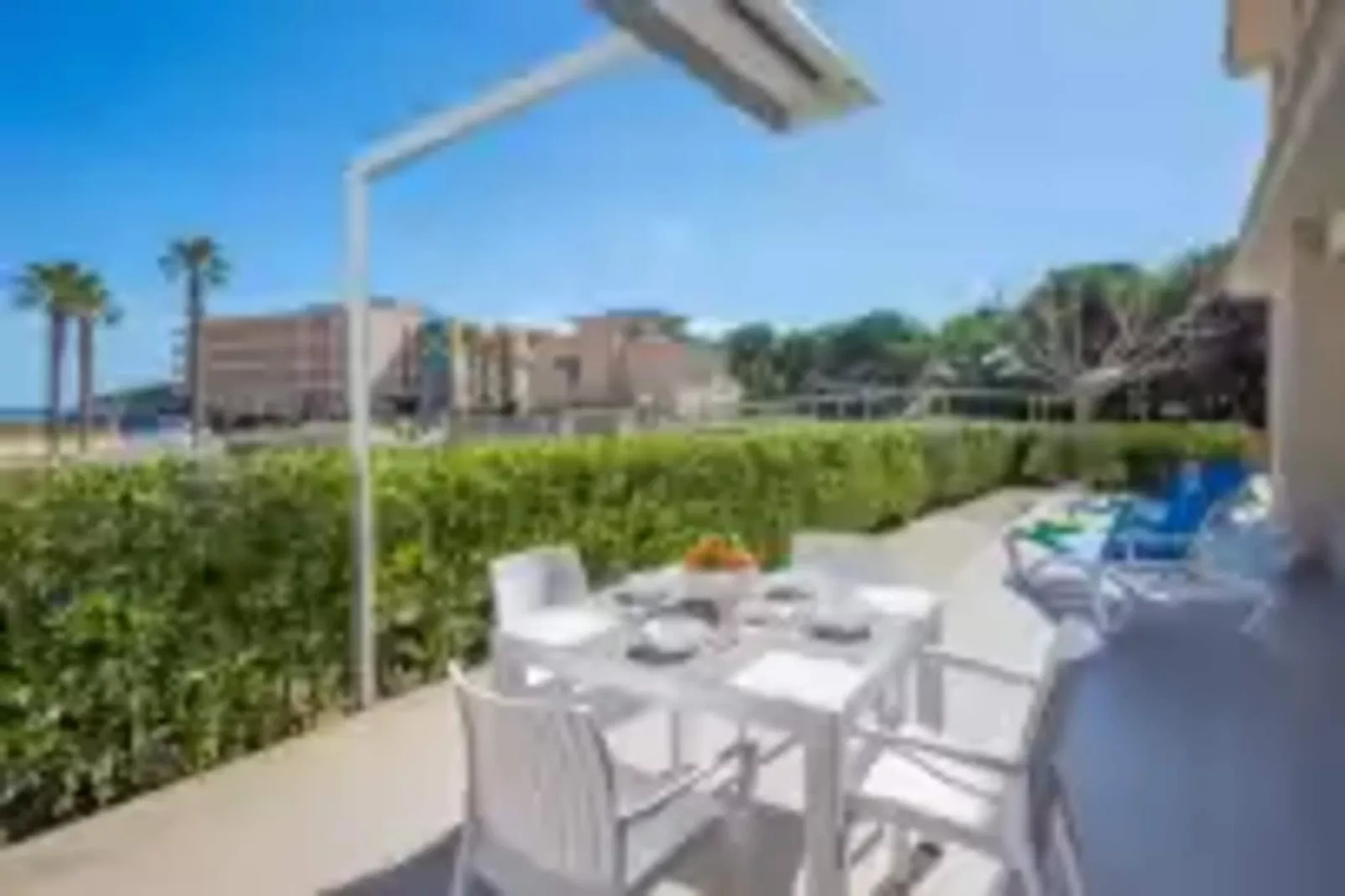 Antonia-Terrace balcony