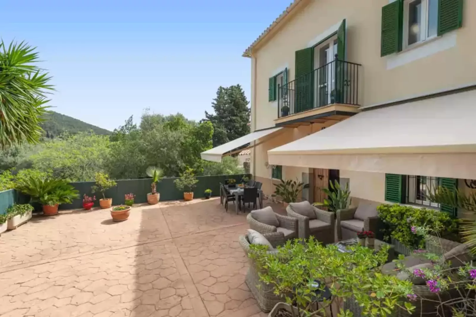 C'an Pieres-Exterior summer