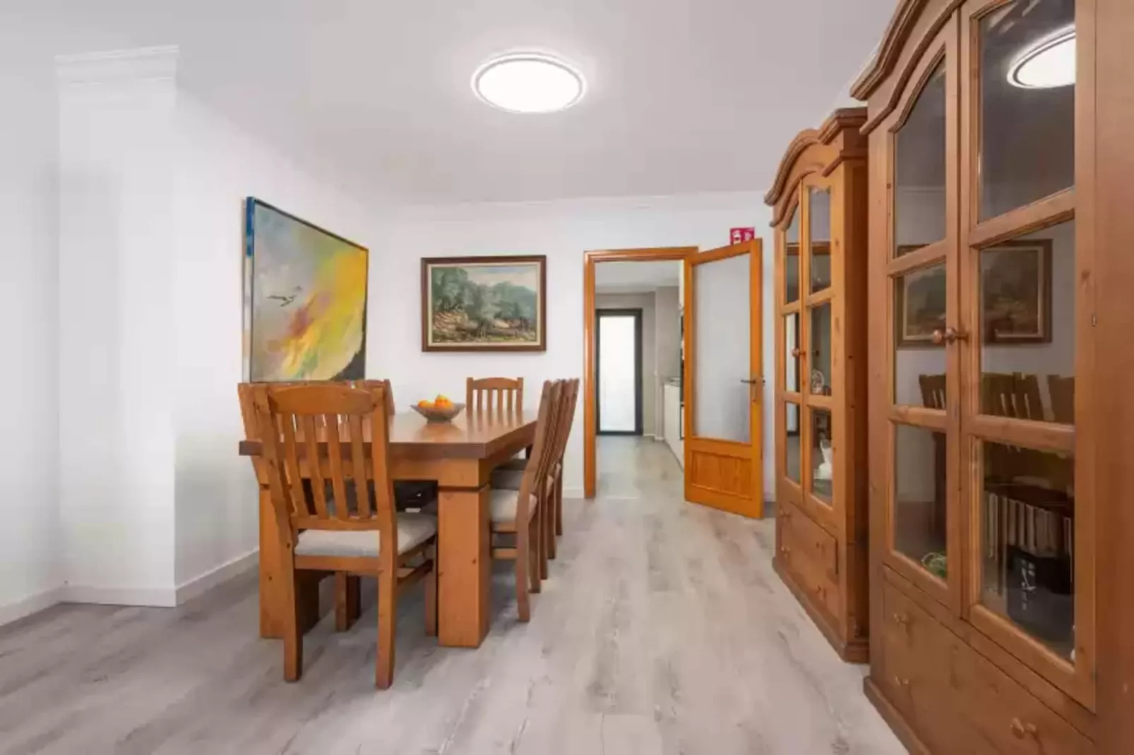 Villa Canta-Dining room