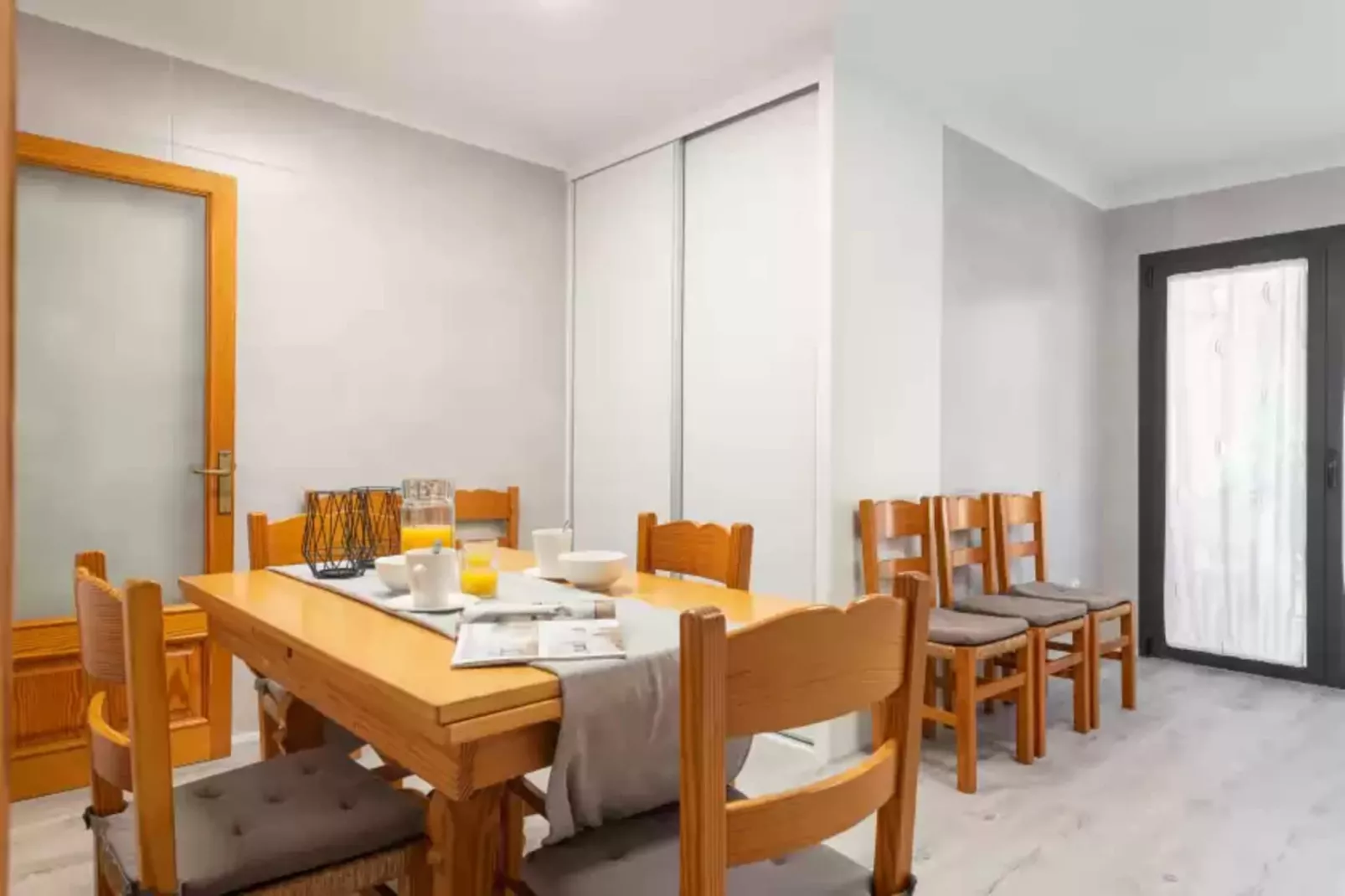 Villa Canta-Dining room