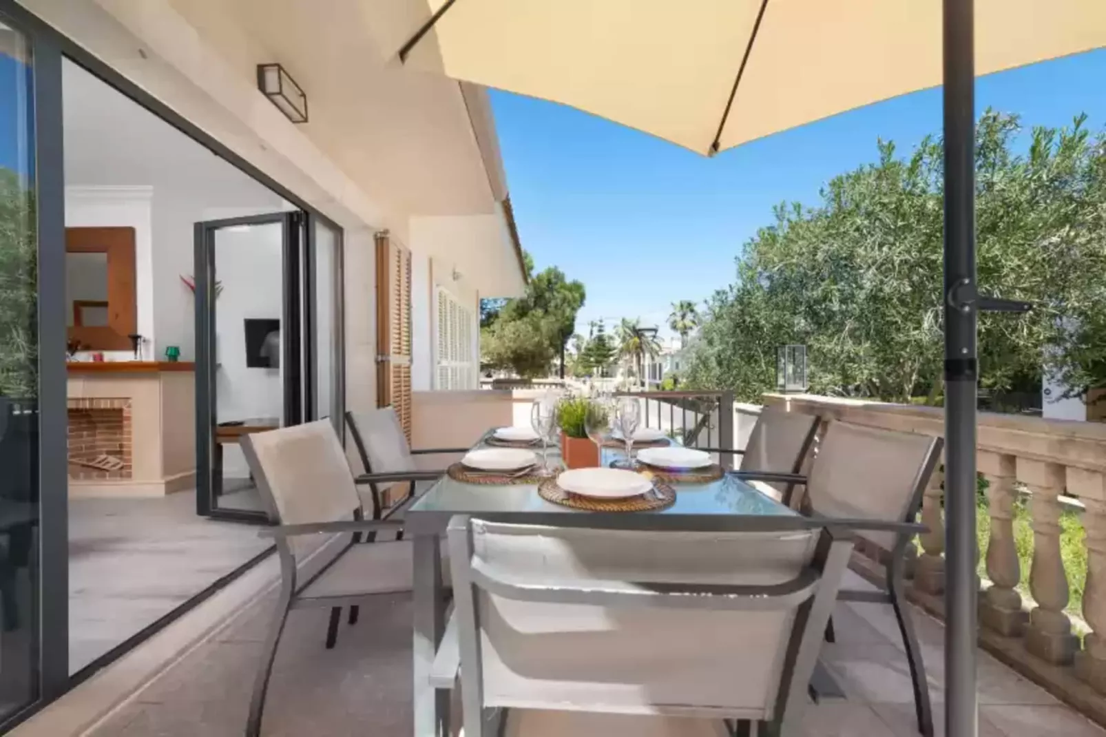 Villa Canta-Terrace balcony