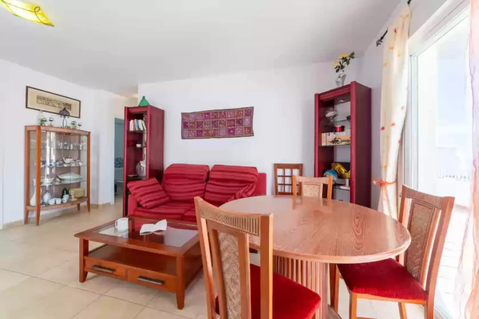 El Cantal-Dining room