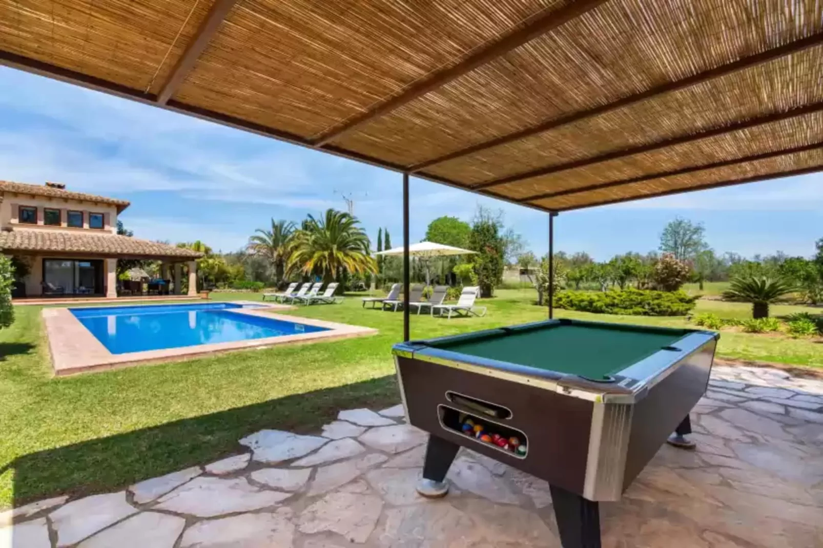Cal Moliner-Pool