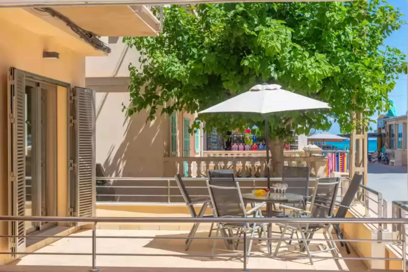 Bosset Platja-Terrace balcony