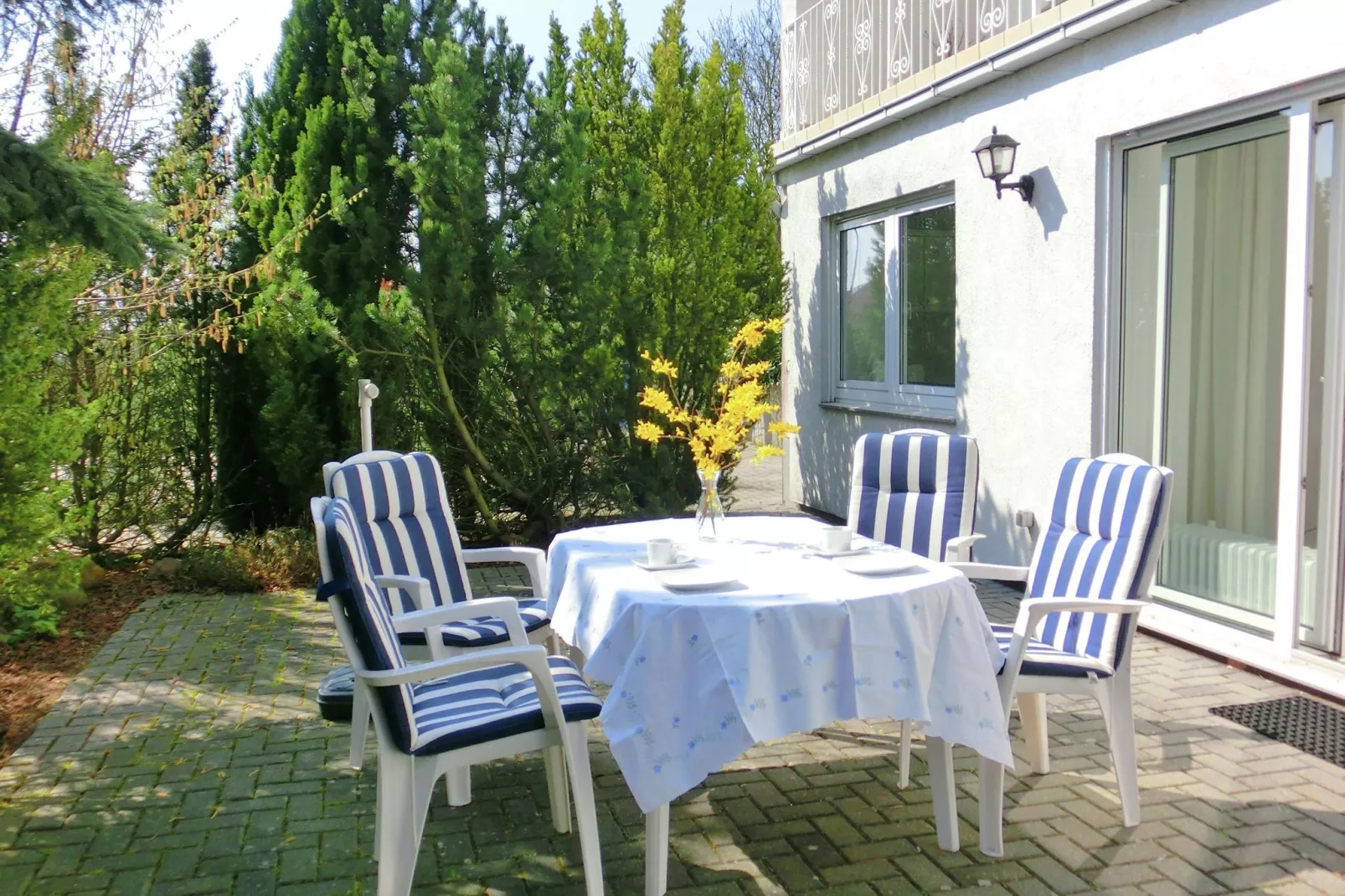 Knüllblick II-Terrace balcony