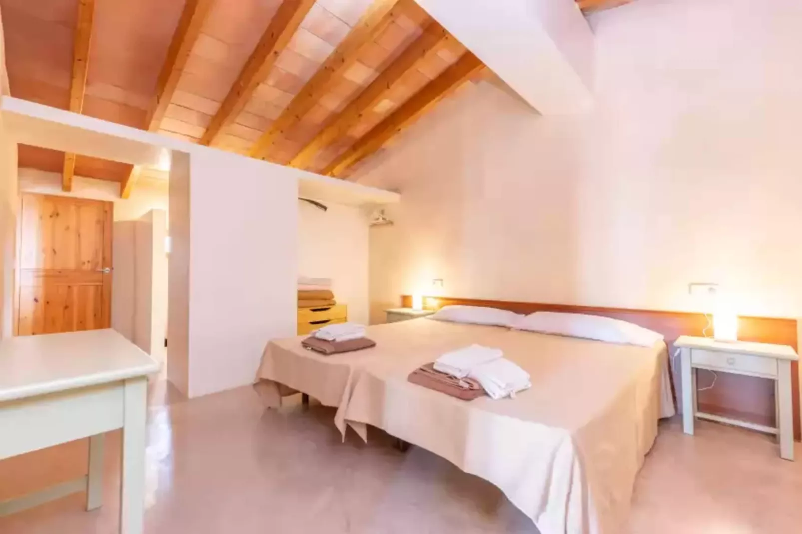 Can Jeroni Carrio-Bedroom