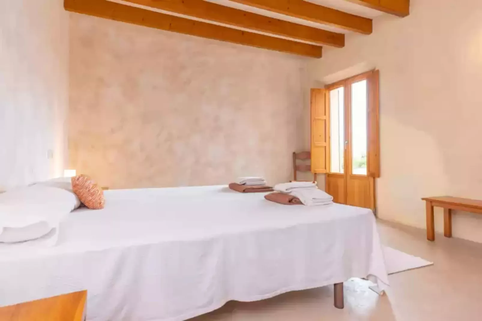 Can Jeroni Carrio-Bedroom