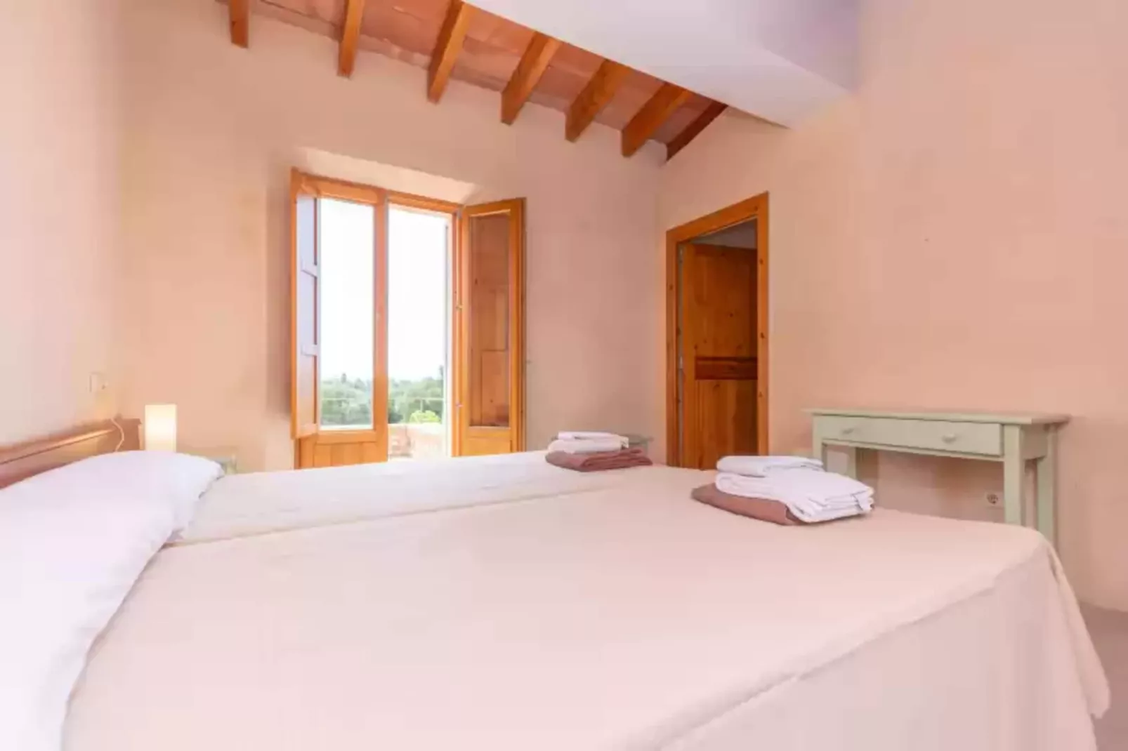 Can Jeroni Carrio-Bedroom
