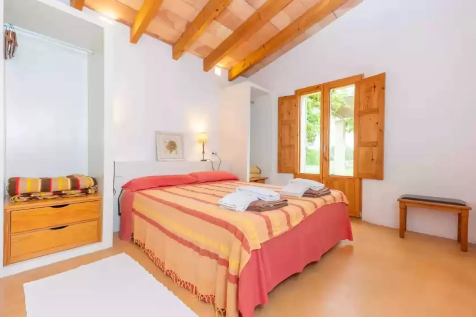 Ses Fonolleres-Bedroom