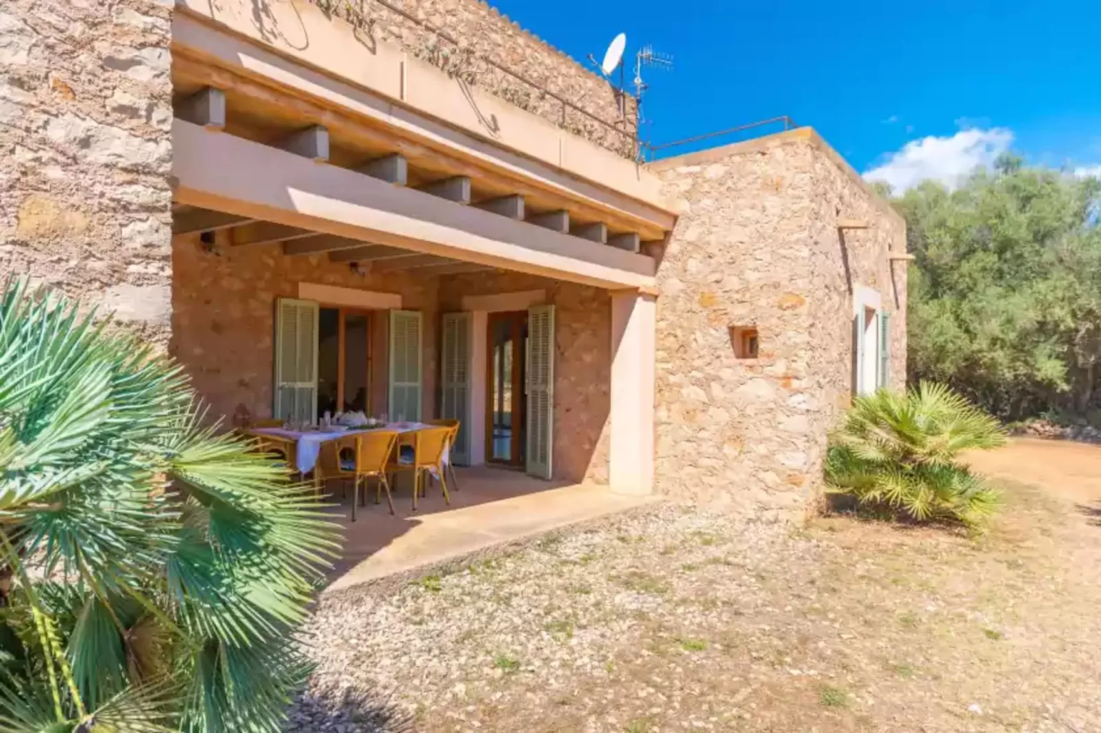 Ses Fonolleres-Terrace balcony