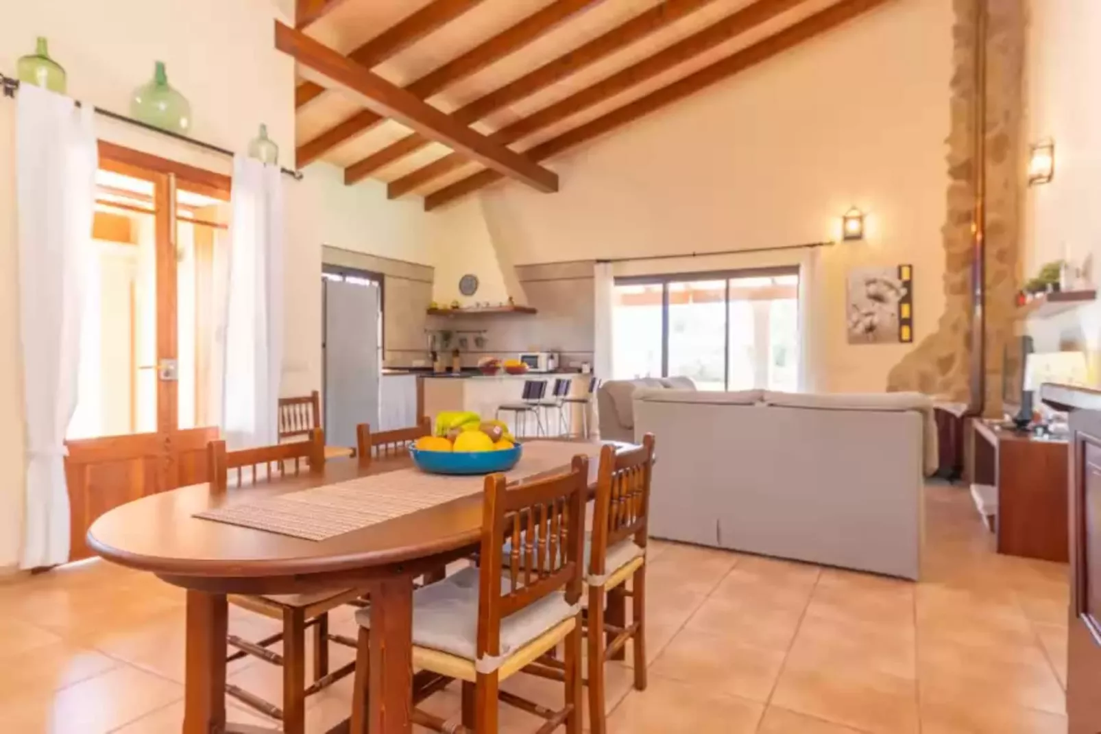 Els Garrovers-Dining room