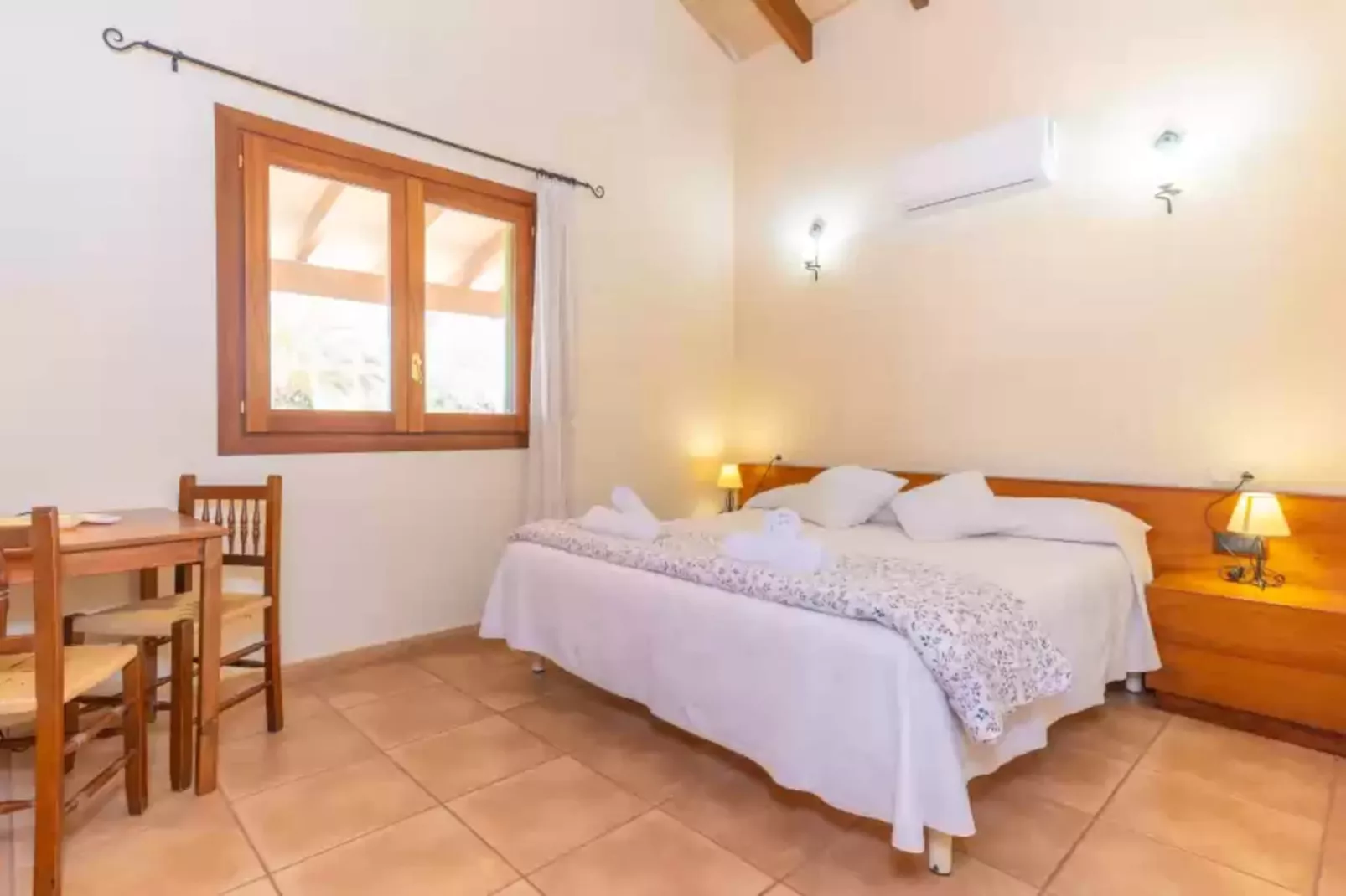 Els Garrovers-Bedroom