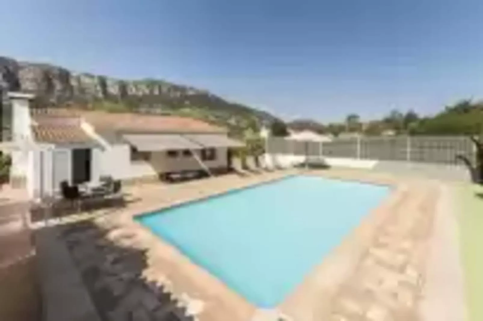 Cova De L'aire-Schwimmbad