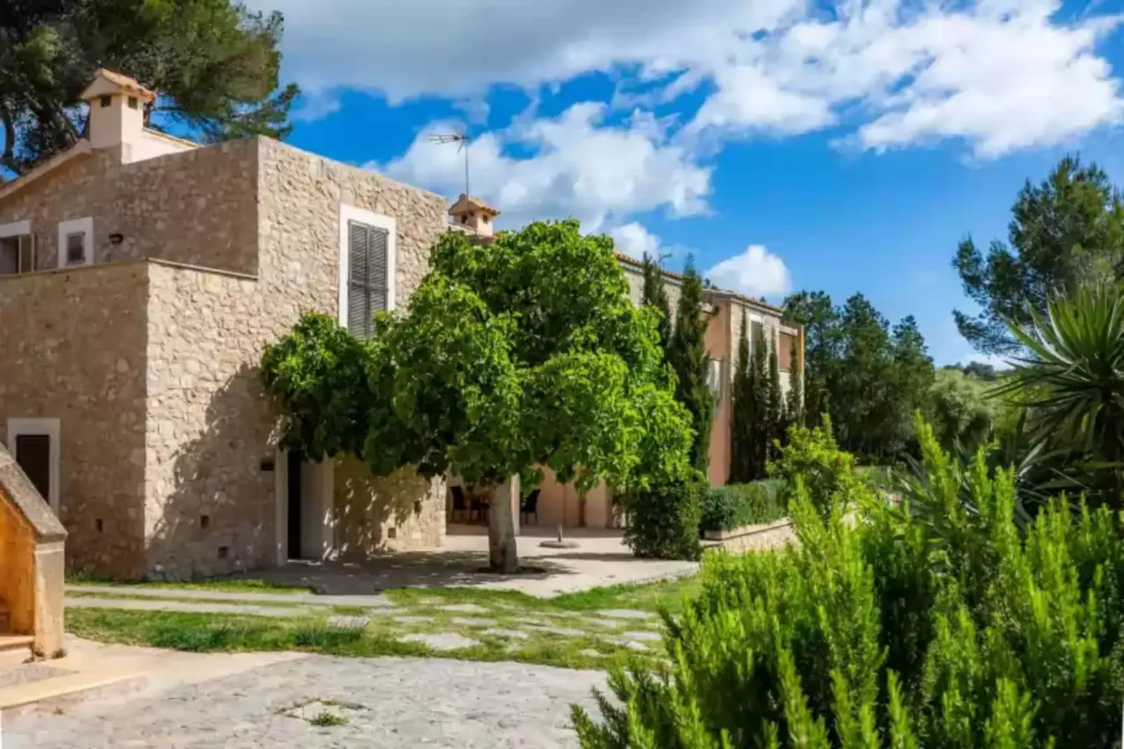 S'hort De Sa Bagura - Sa Soll-Gardens summer