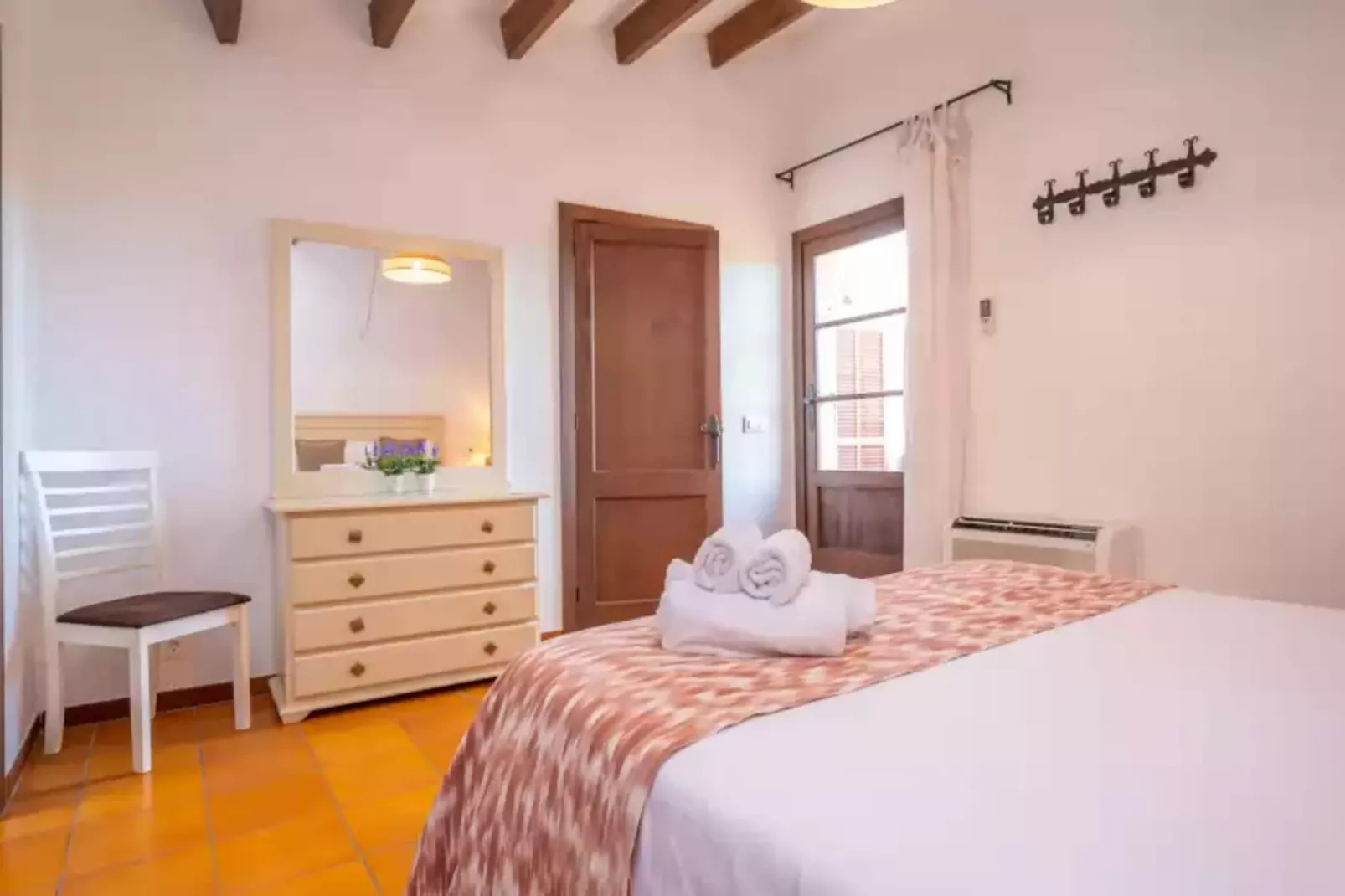 L'eresta-Bedroom
