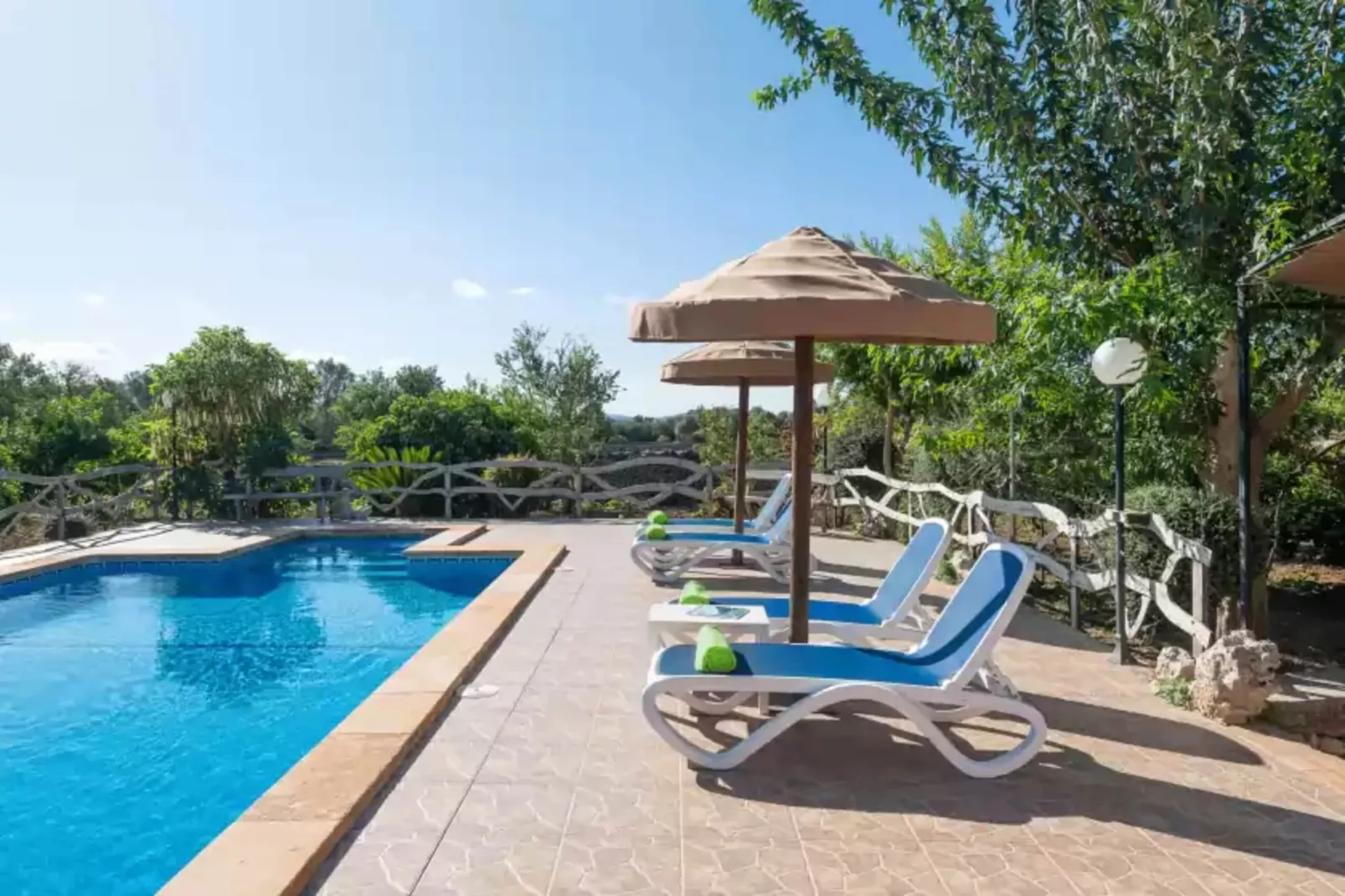 San Sole-Pool