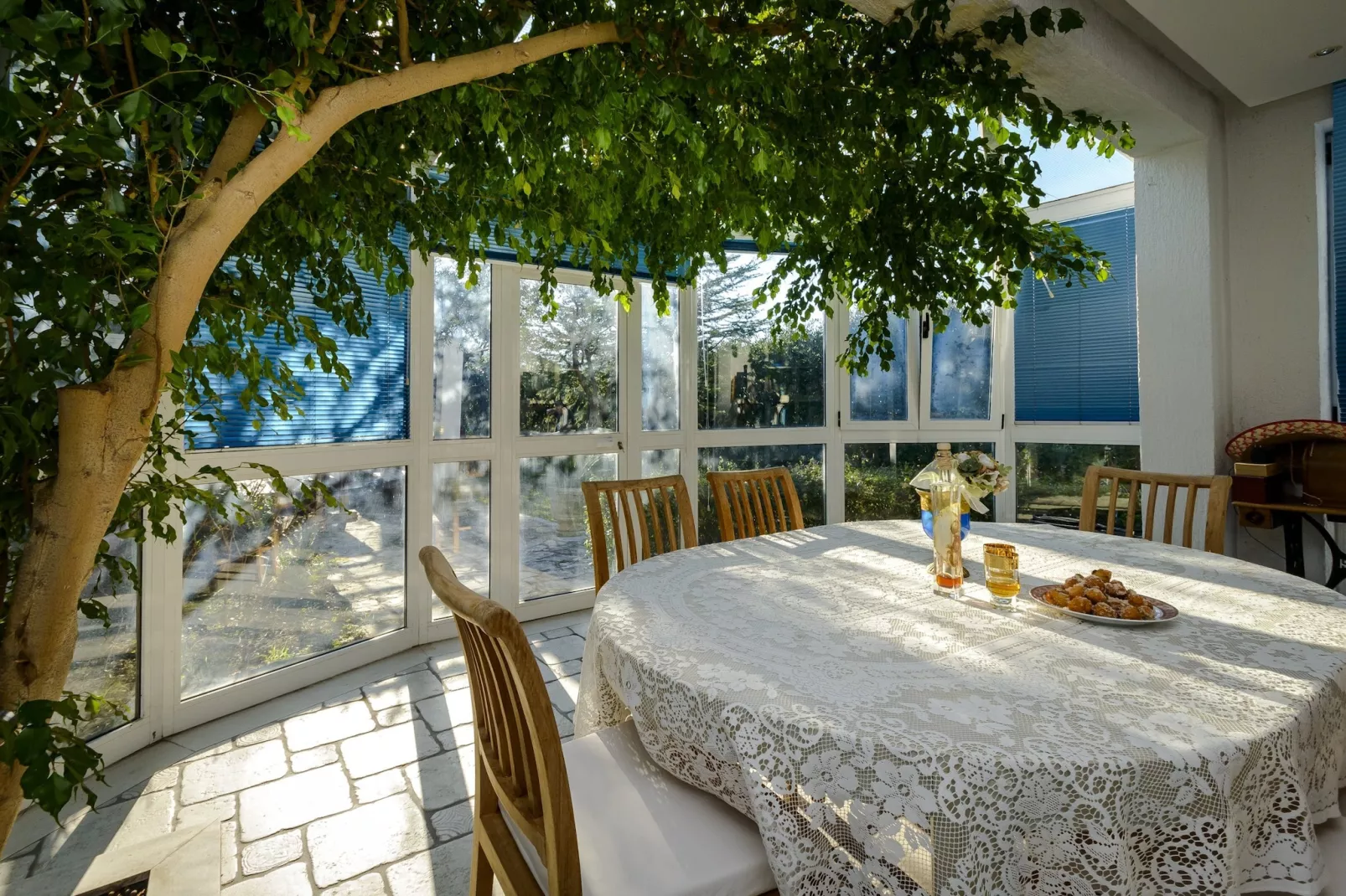 Villa Piano - Four Bedroom Villa with Terrace and Swimming Pool-Dining room