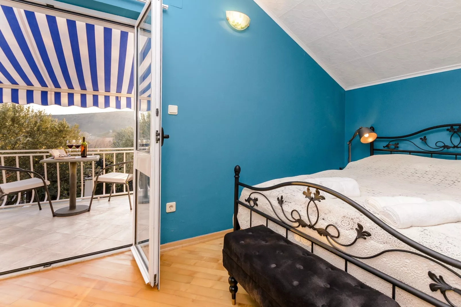 Villa Piano - Four Bedroom Villa with Terrace and Swimming Pool-Bedroom