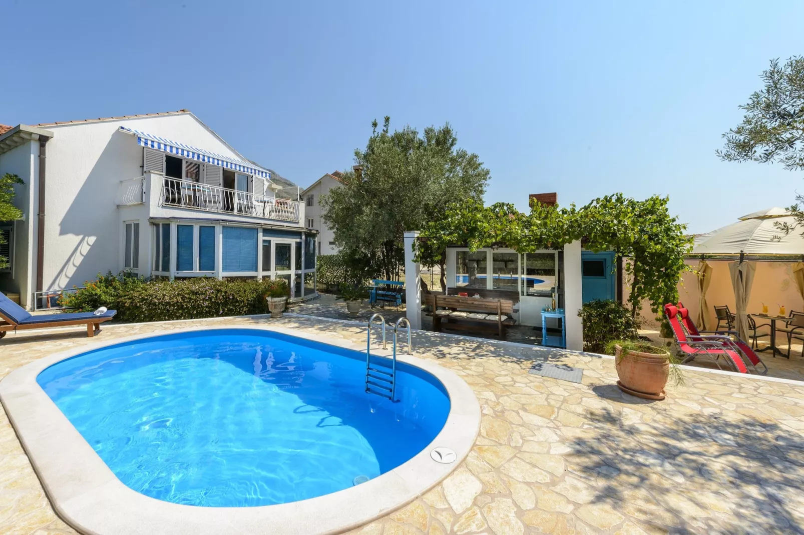 Villa Piano - Four Bedroom Villa with Terrace and Swimming Pool-Pool