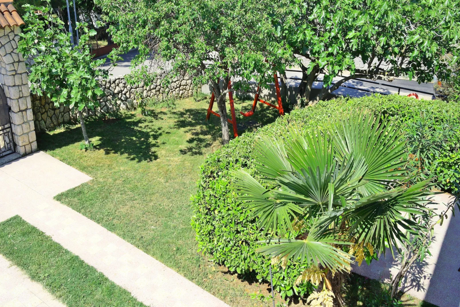 Holiday House Holek-Jardin d'été