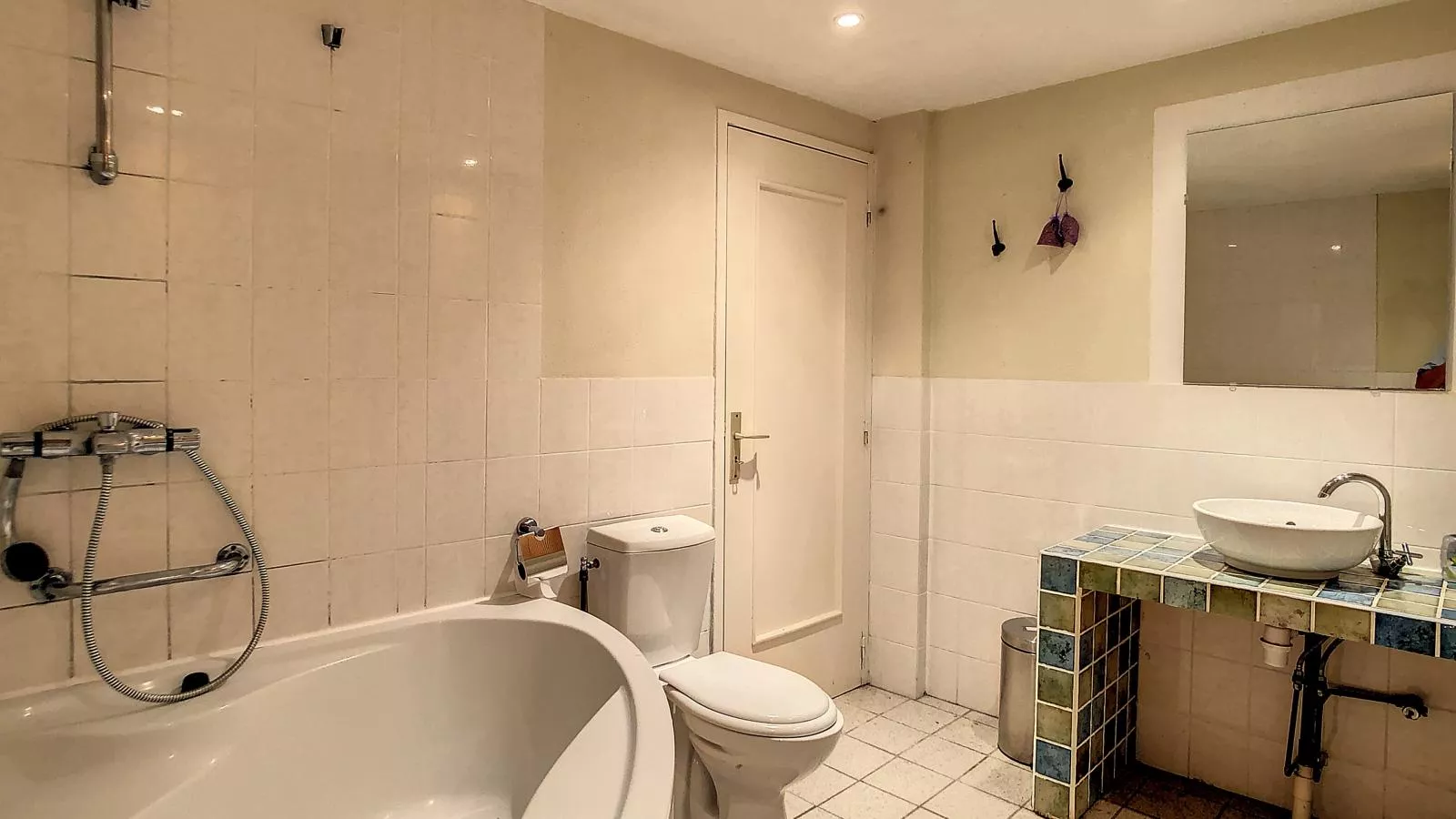 Olivier-Bathroom