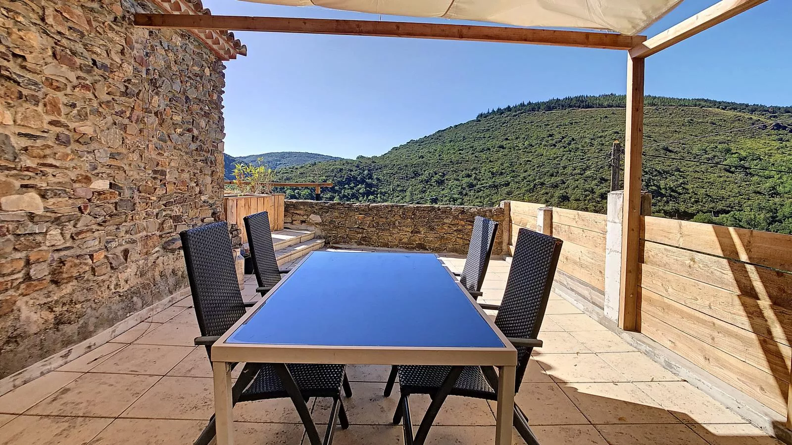 Olivier-Terrace balcony