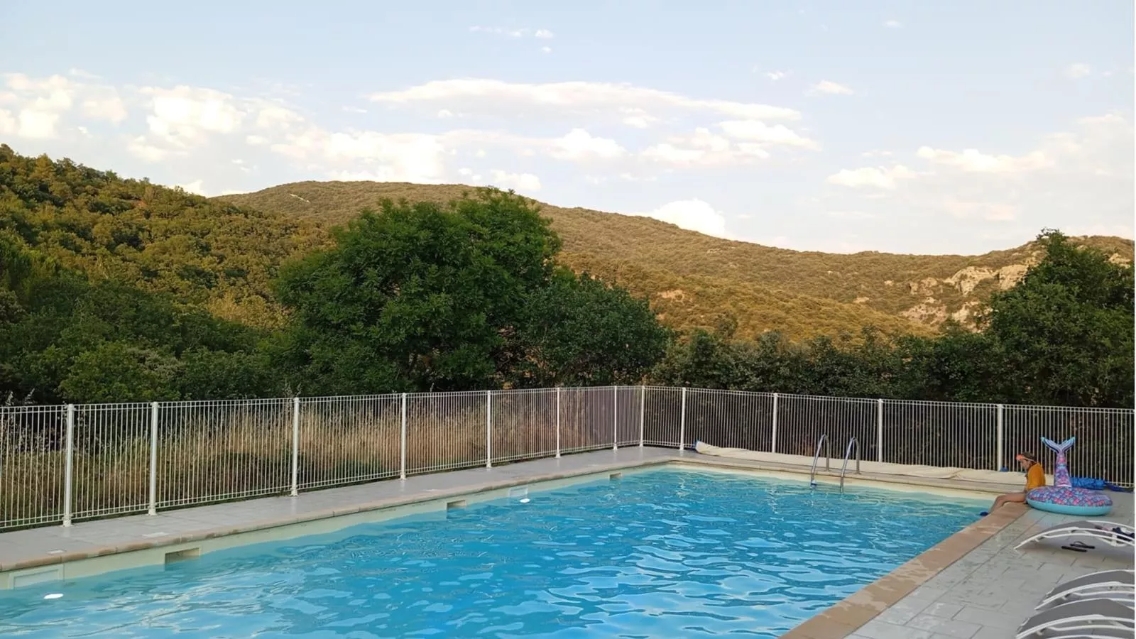 Lauriers-Pool