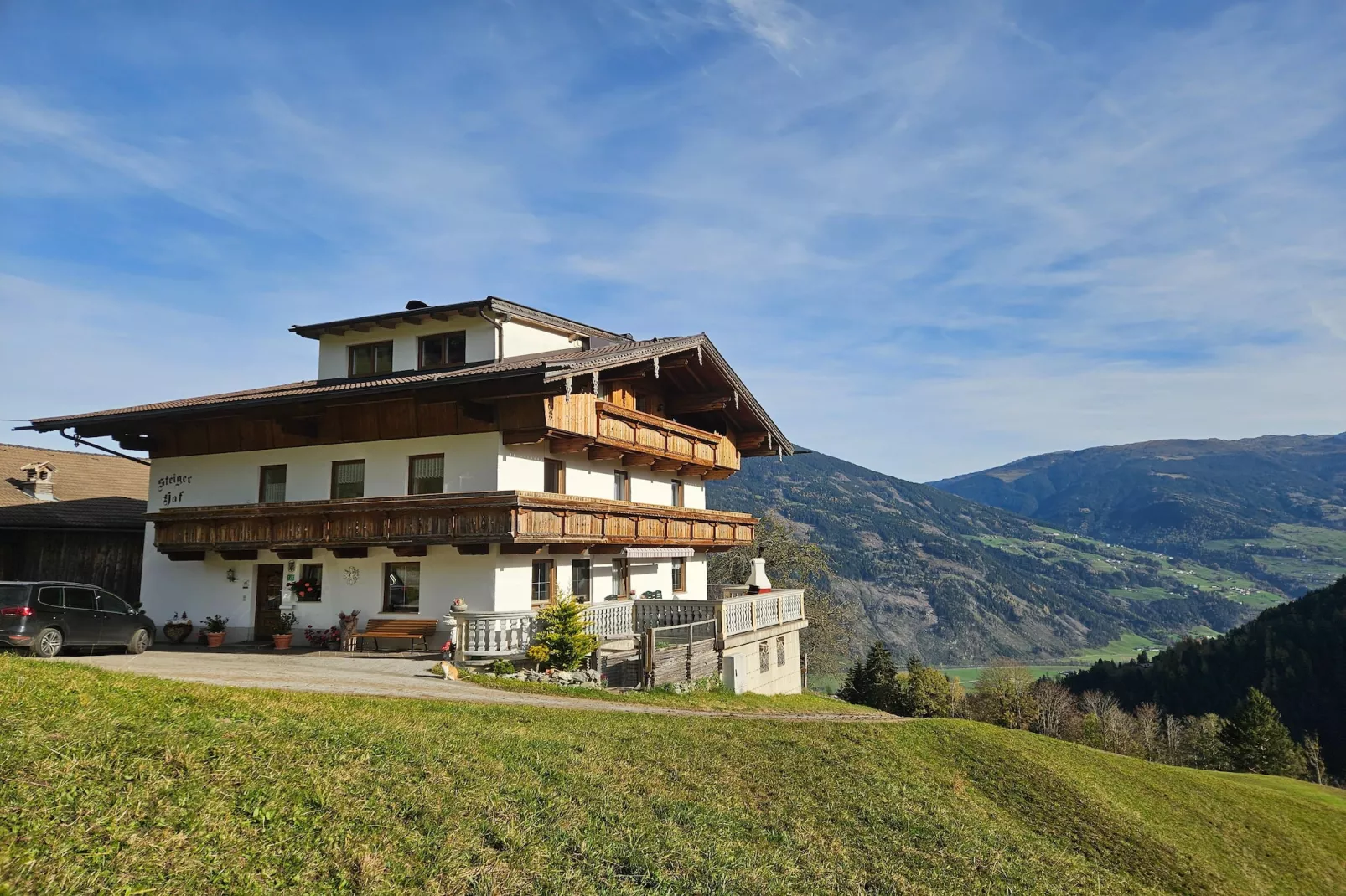 Steigerhof-Exterior summer