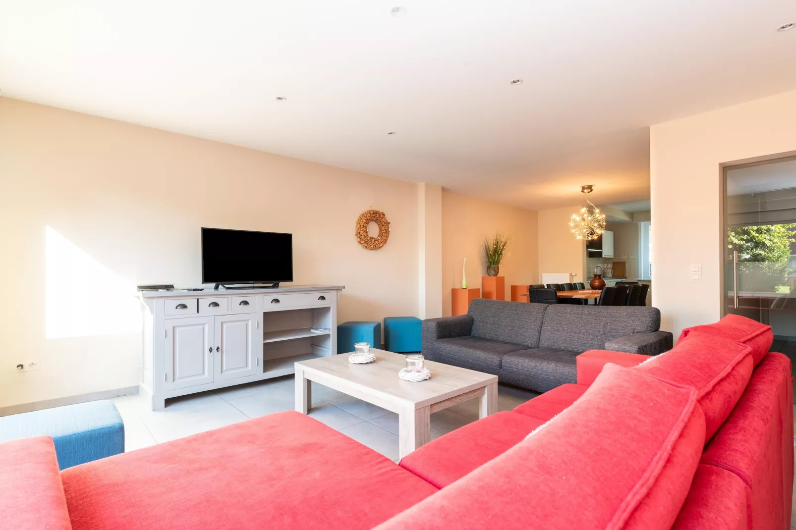 Weekendhuisje 10px-Living room