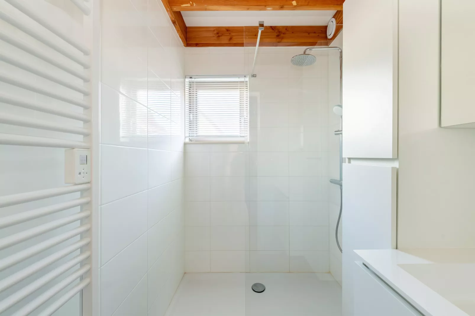 W74-Bathroom