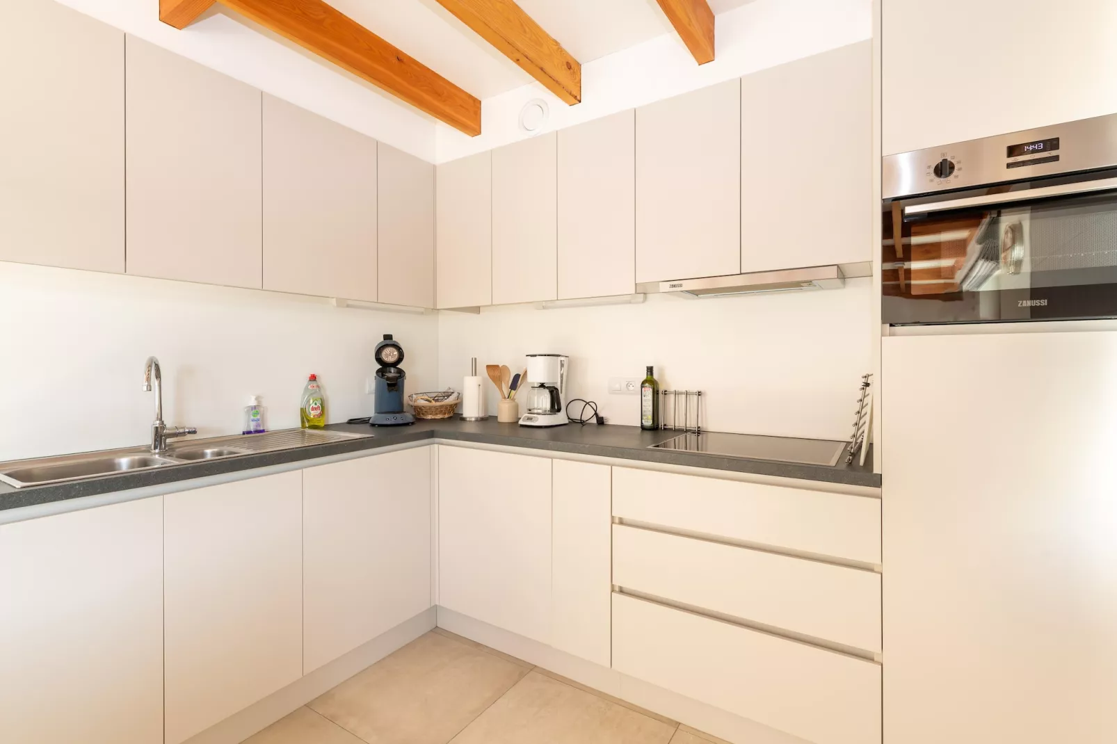 W81-Kitchen