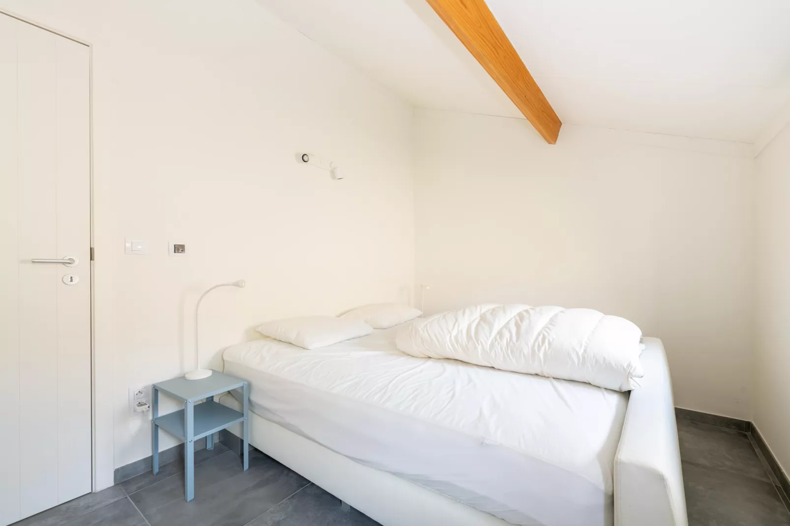 W89-Bedroom
