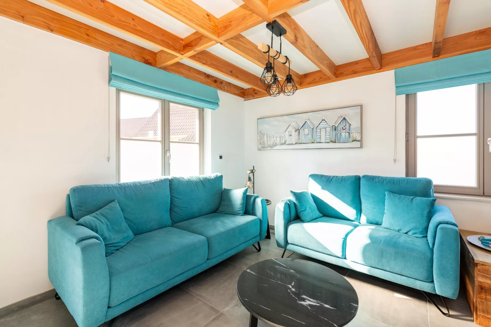 WH12-Living room