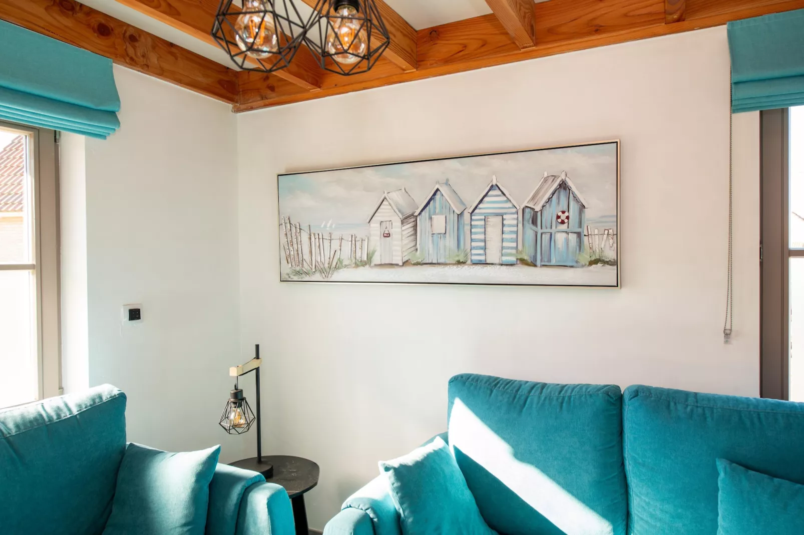 WH12-Living room