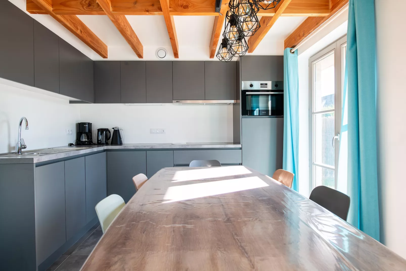 WH12-Kitchen