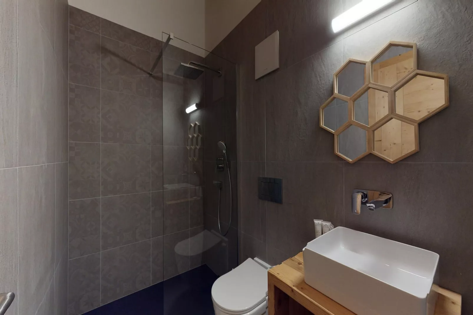 Des Alpes 001 - ON THE SLOPES apartment 6 pers-Bathroom