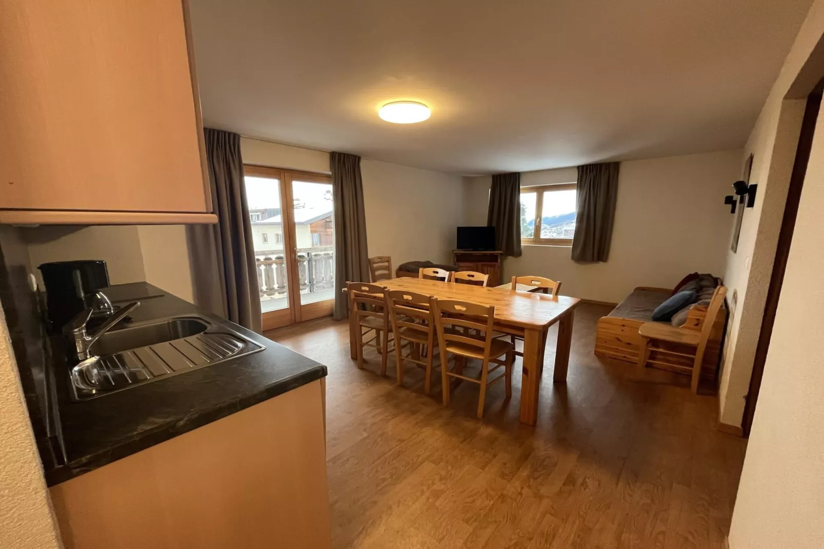 Pracondu 1 002 - OUTDOOR & FUN charming apartment-Kitchen