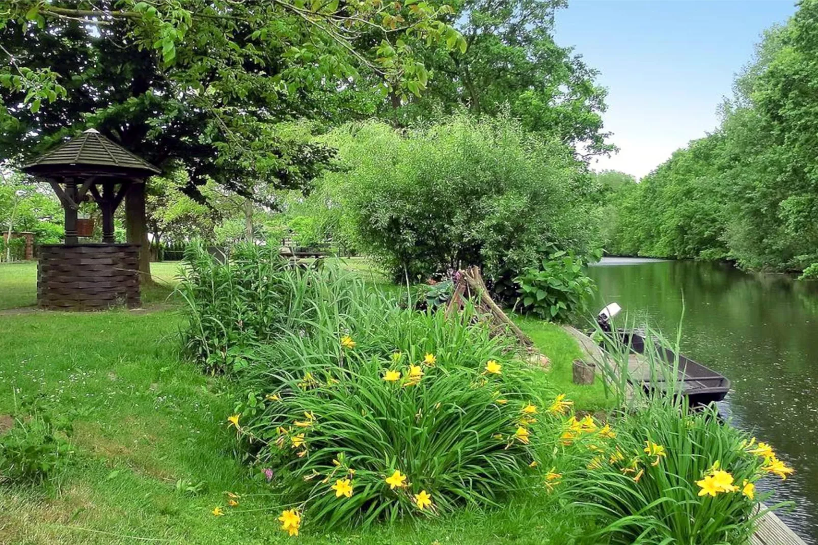 Ferienhaus mit Wasserblick 2 Pers-View summer