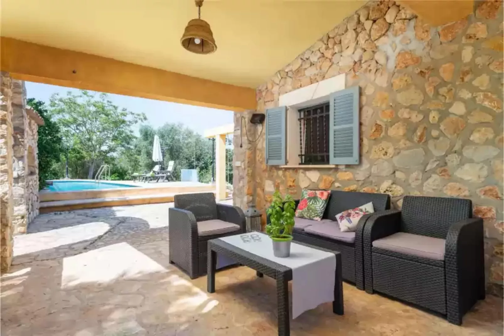 Raco De Can Pep-Living room