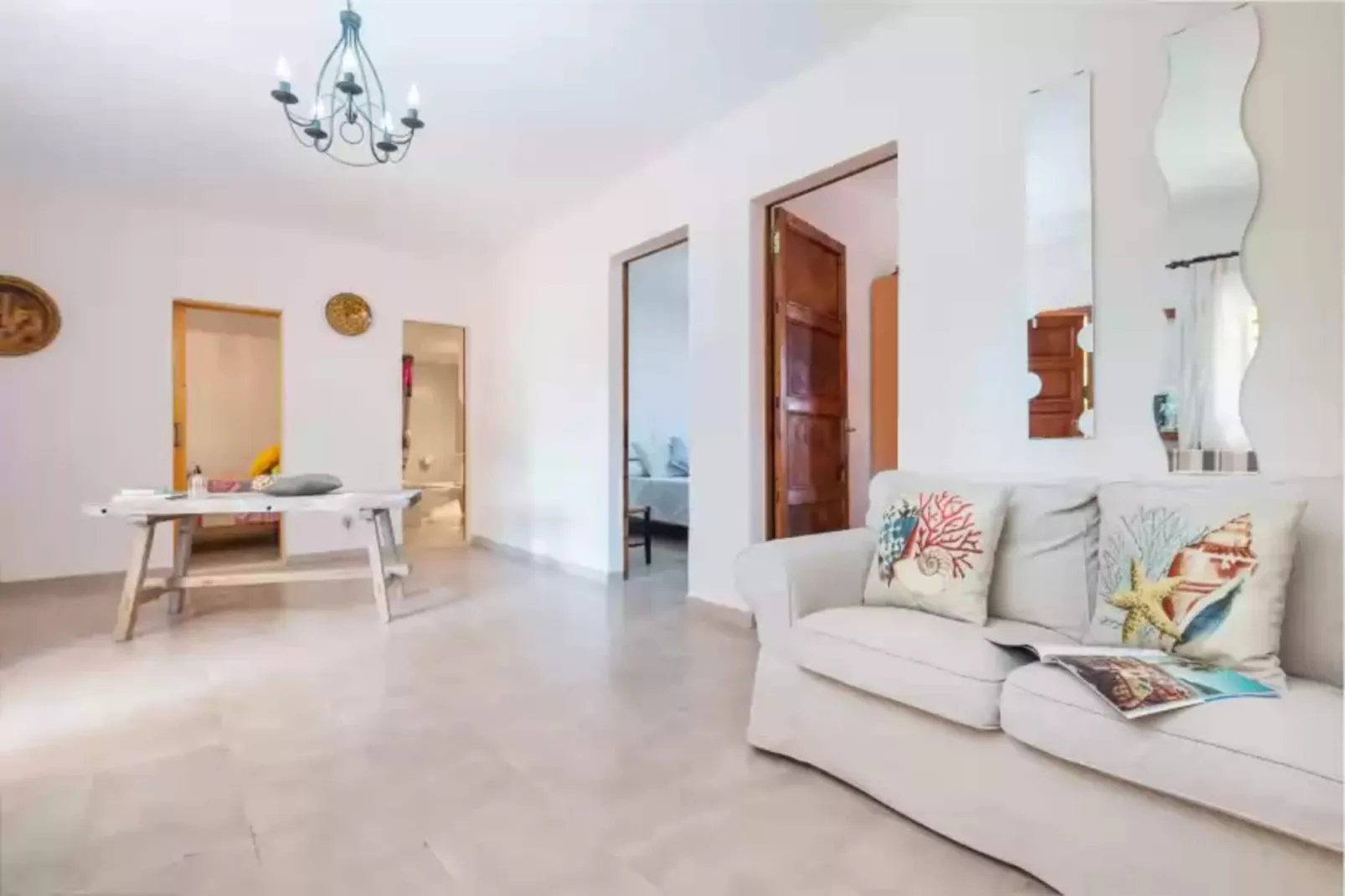 Raco De Can Pep-Living room