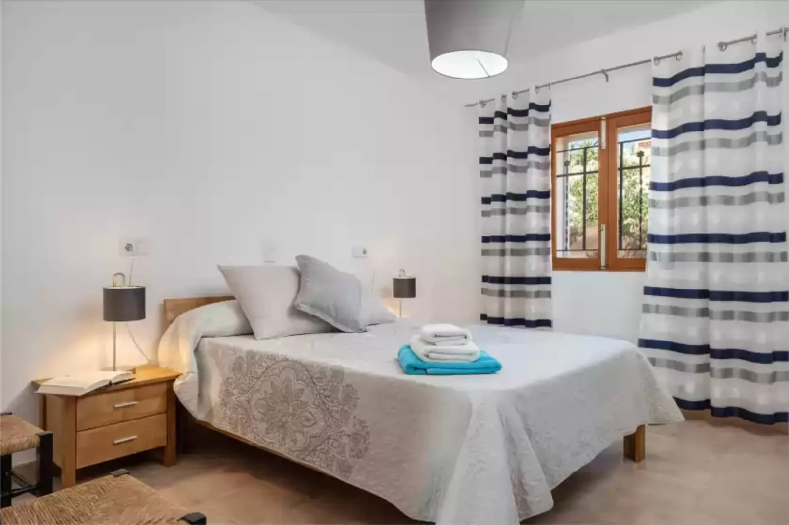 Raco De Can Pep-Bedroom