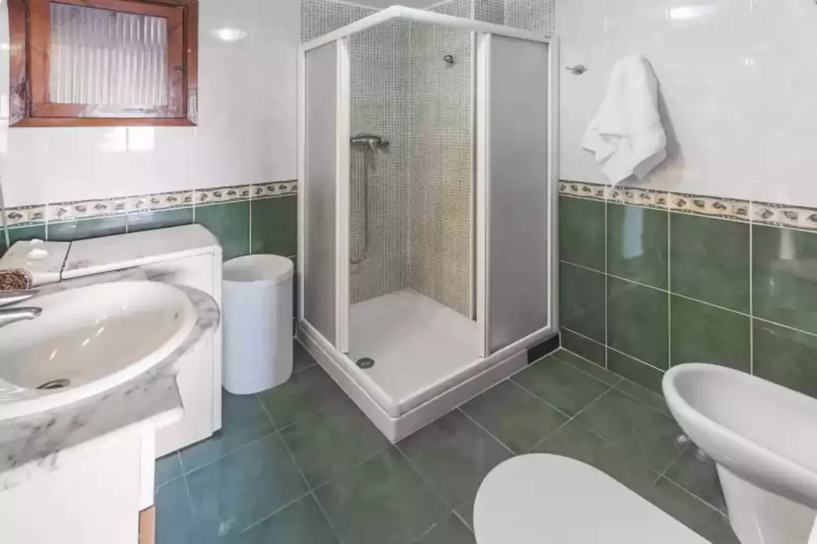 Infante-Bathroom