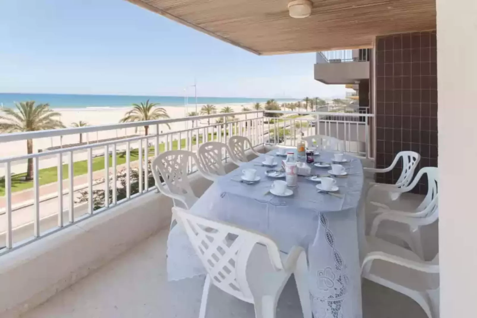Piropo-Terrace balcony