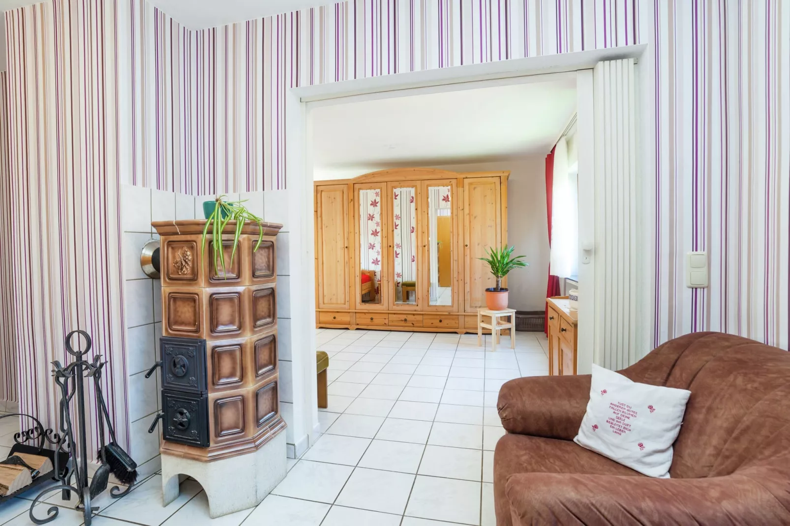 Densberg-Living room