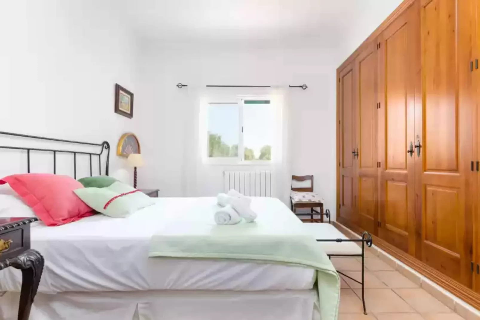 Na Poram-Bedroom