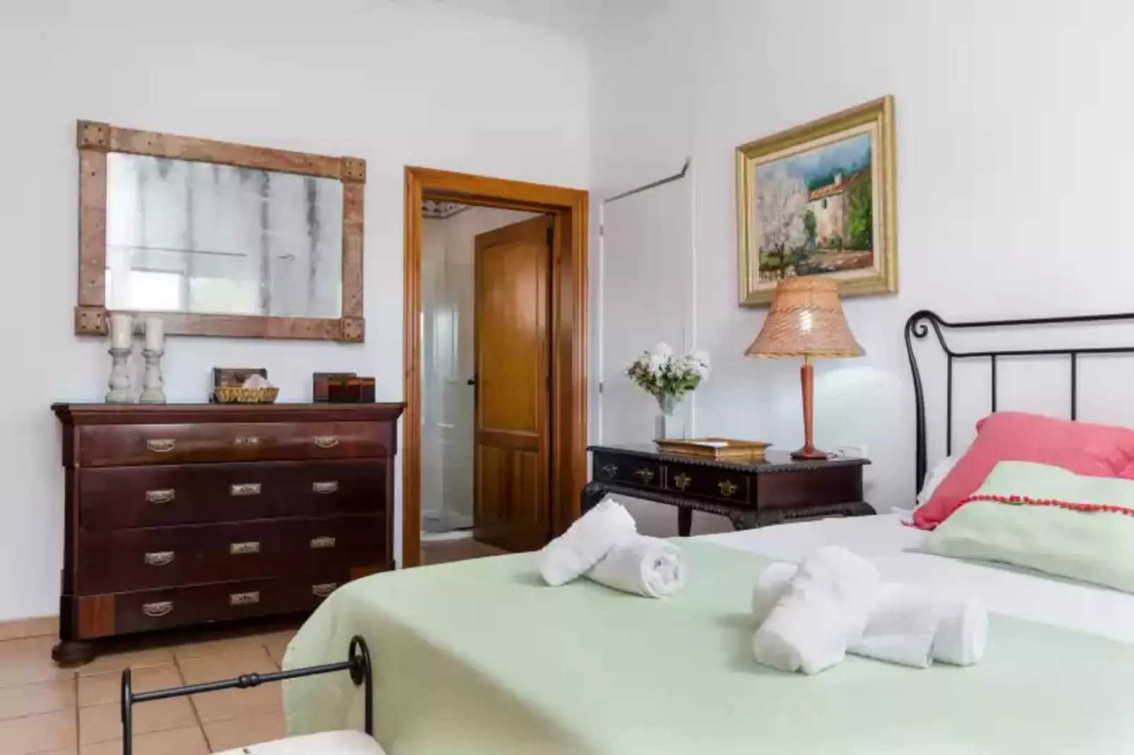 Na Poram-Bedroom