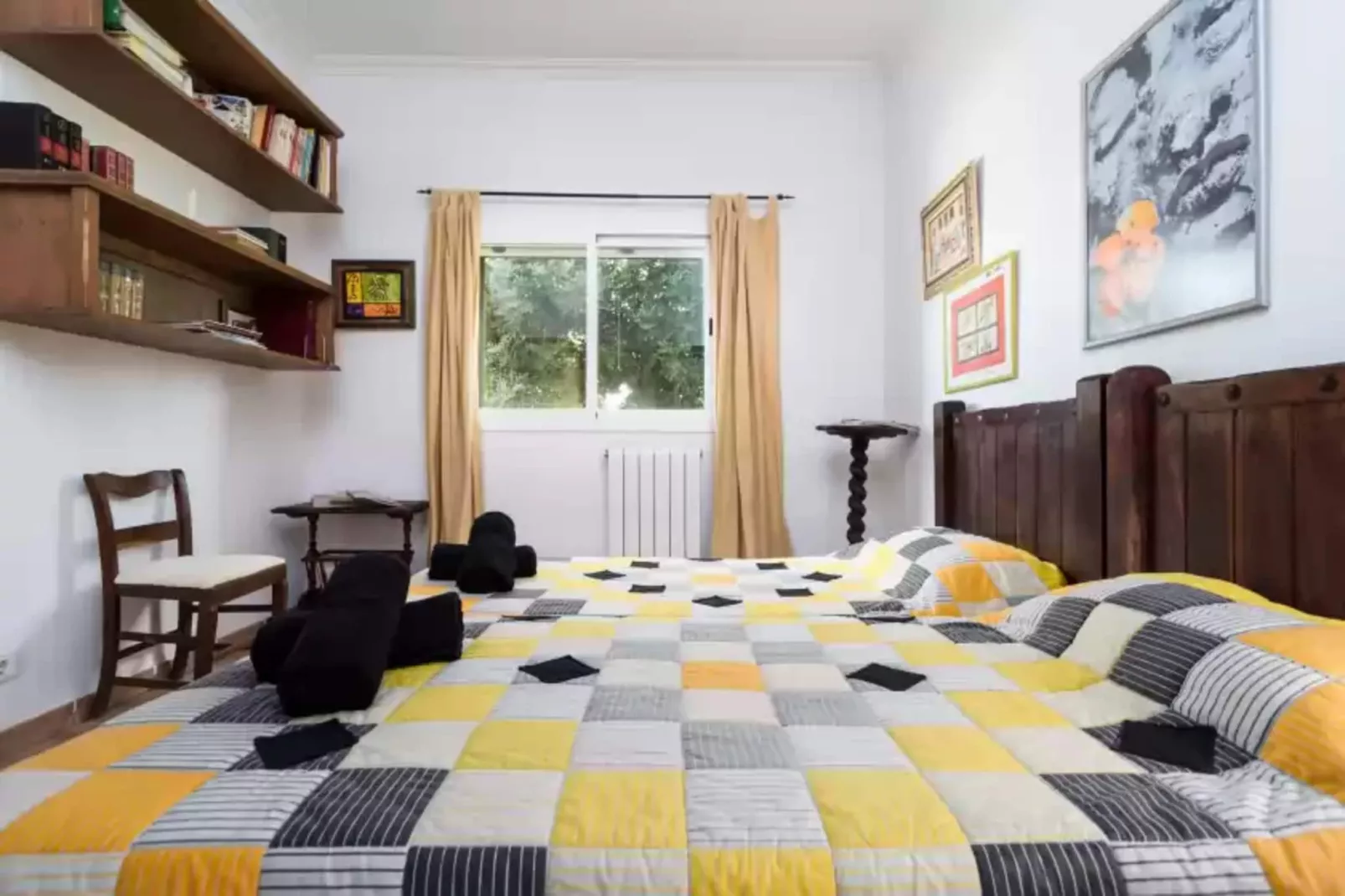 Na Poram-Bedroom
