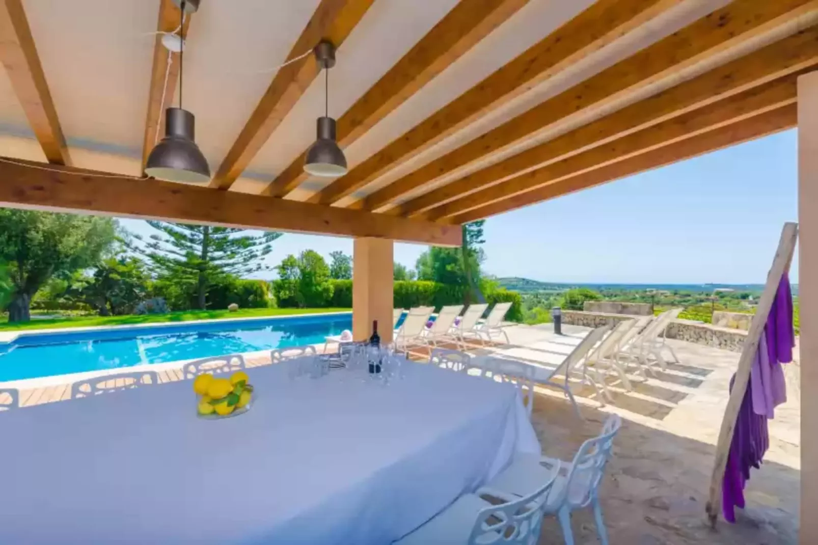 Finca Can Setri-Dining room