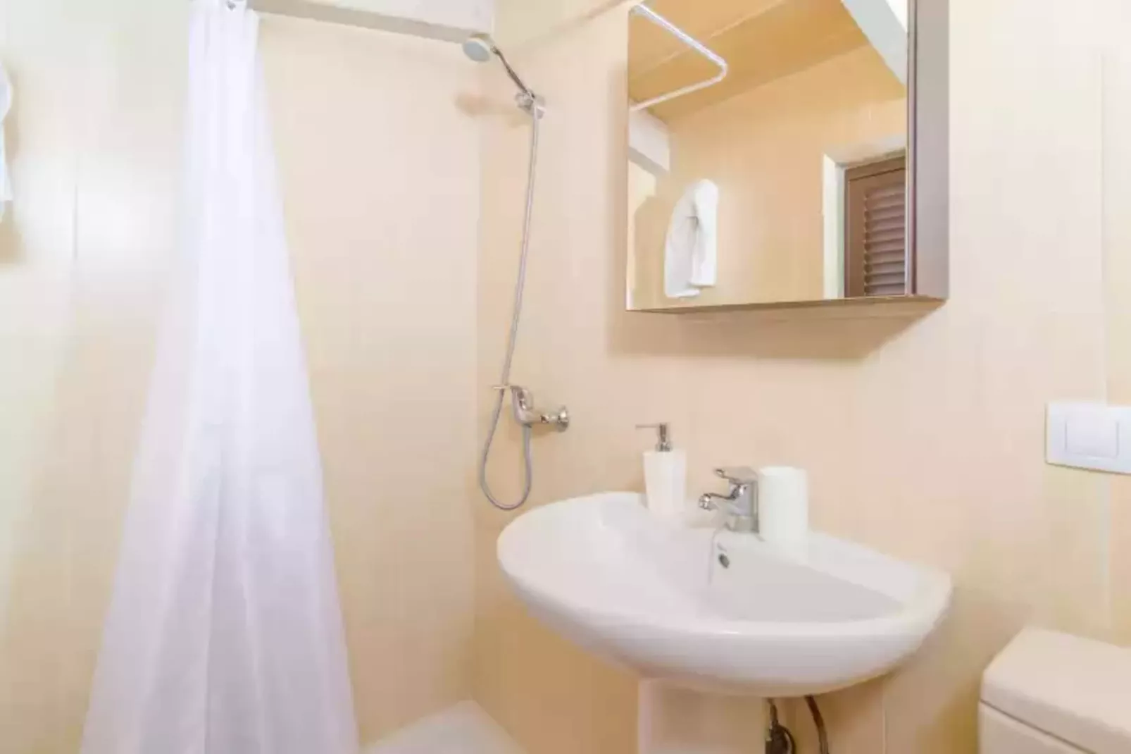 Finca Can Setri-Bathroom
